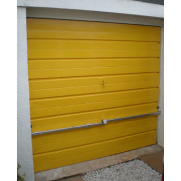 Crookstoppers garage door lock.